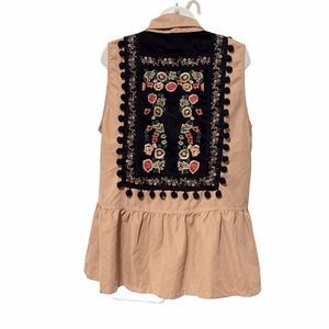 Entro Sleeveless Peplum Button Top Embroidered Pom Pom Boho Top Large